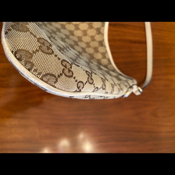 Gucci Britt Canvas Hobo bag - Picture 4 of 8